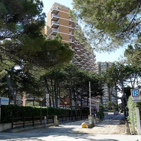 Апартаменти Splendido Attico, Piscina E Vista Mare Ліньяно-Сабб'ядоро Екстер'єр фото