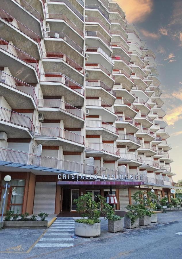 Апартаменти Splendido Attico, Piscina E Vista Mare Ліньяно-Сабб'ядоро Екстер'єр фото